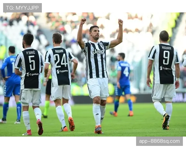 落魄豪门尤文图斯陷入危机：战术混乱与管理分歧能否拯救这支下滑的意甲霸主？