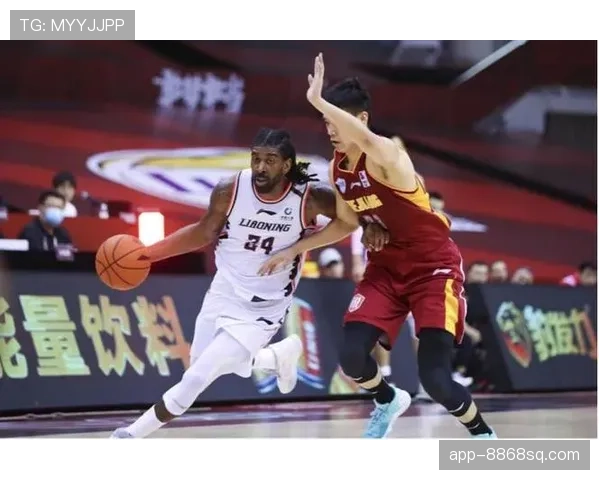 封盖犯规如何判定？从NBA和CBA的规则差异到实战运用